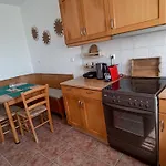 Kristallia Apartment With View - Kattavia
